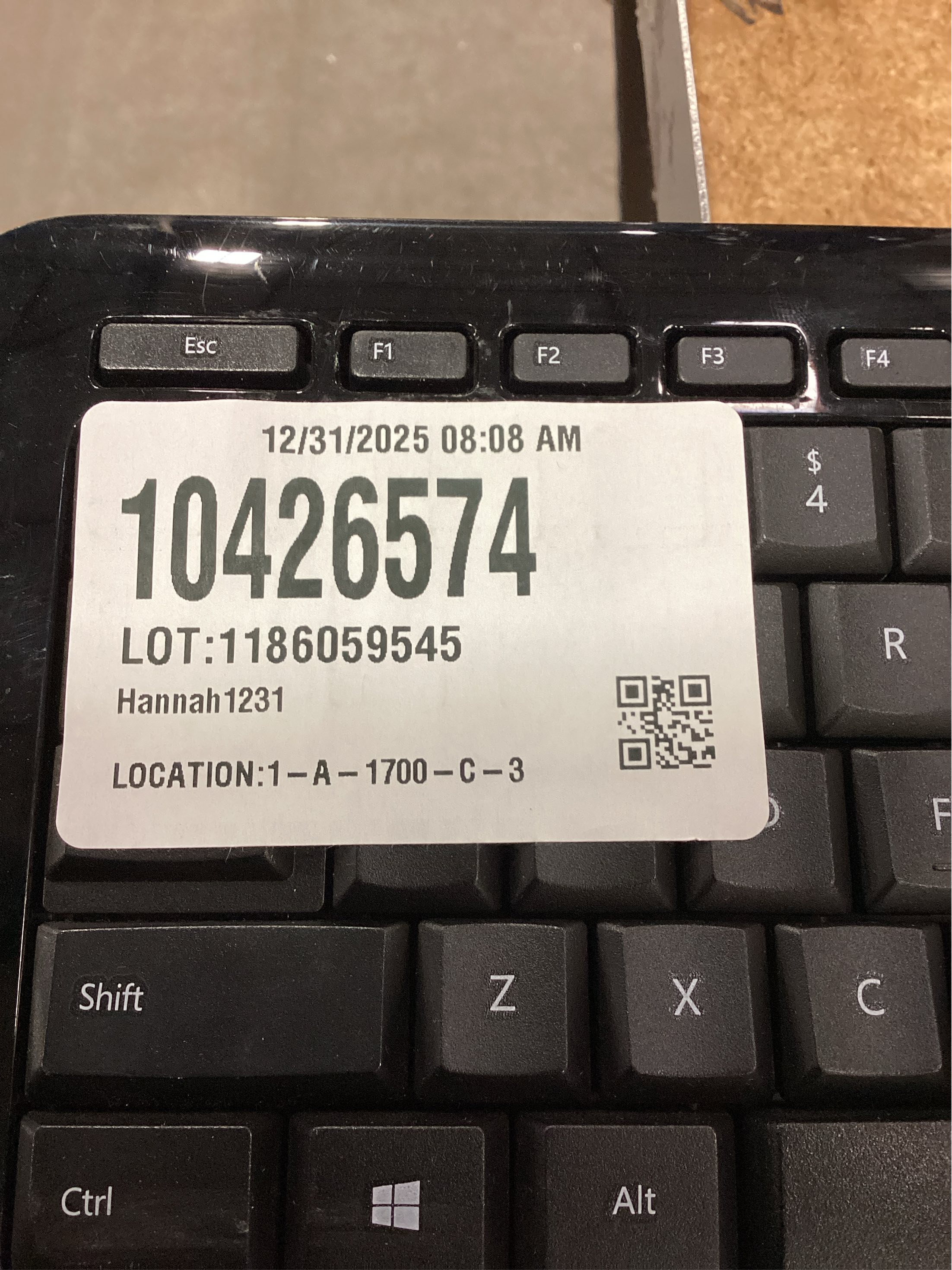 Microsoft Wireless Keyboard 850 Special Edition with AES - Black. Wireless Keyboard. Snap-In USB Transceiver