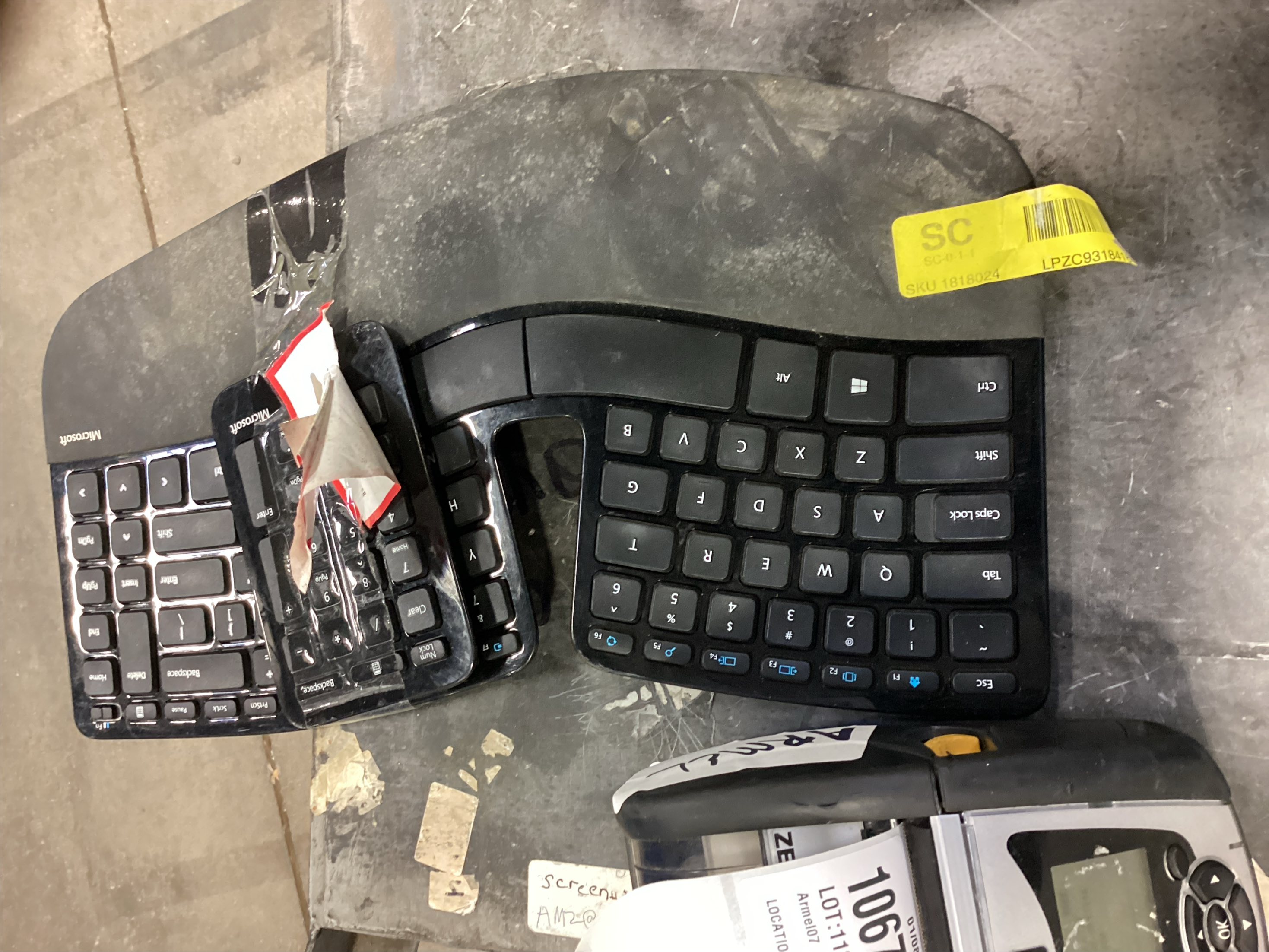 dirty, needs cleaning, Sculpt Ergonomic Keyboard – Designed by Microsoft – Split Keyset Design, Palm Rest, Contoured Layout, One-Touch Windows Button, AES 128-Bit Encryption, Includes Separate Number Pad – Black