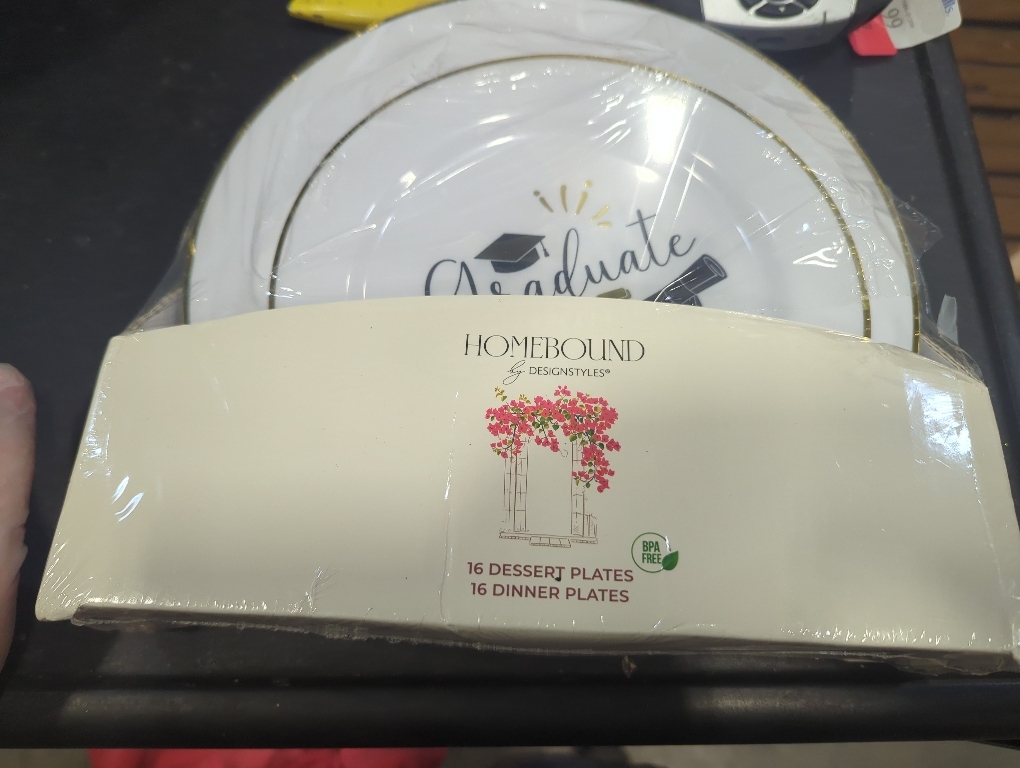 set of 32 graduation 2025 dinner and dessert plates