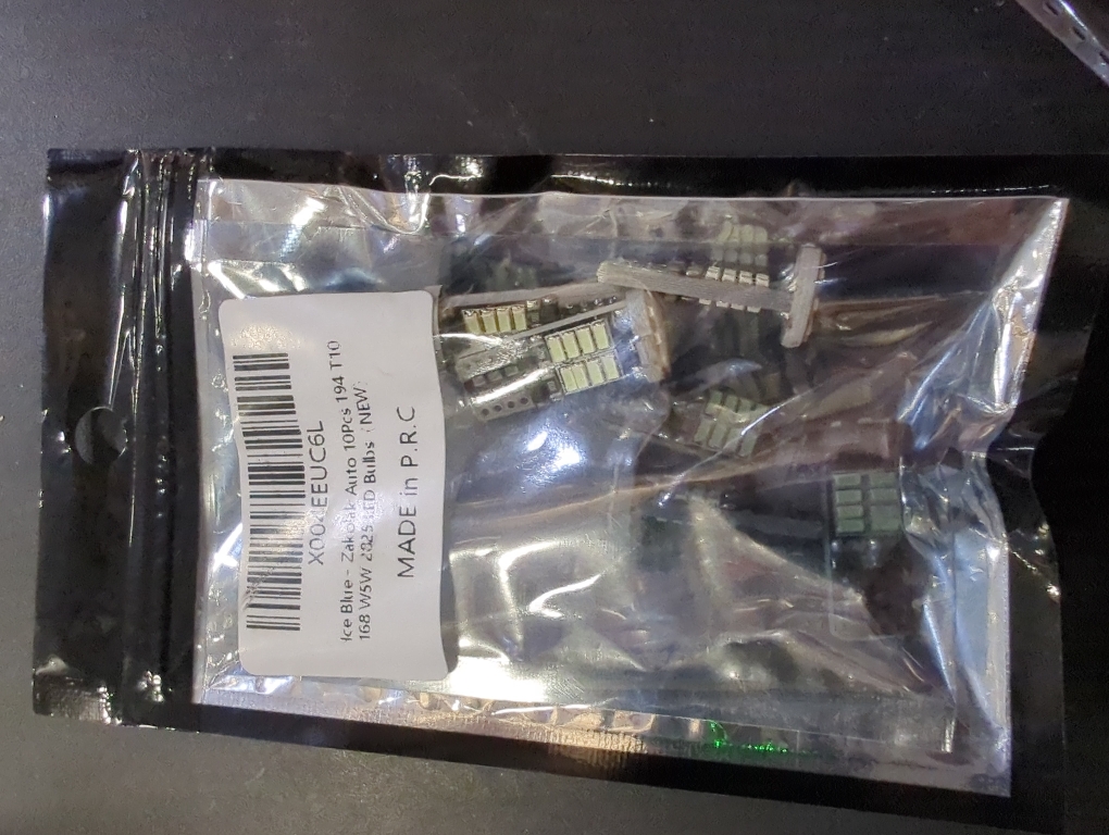 10Pcs 194 T10 168 W5W 2825 LED Bulb, Super Bright LED Car Interior Dome Map Camper RV License Plate Light Bulbs, Upgraded 25-SMD 3014 Chipsets 12V 400LM Ice Blue