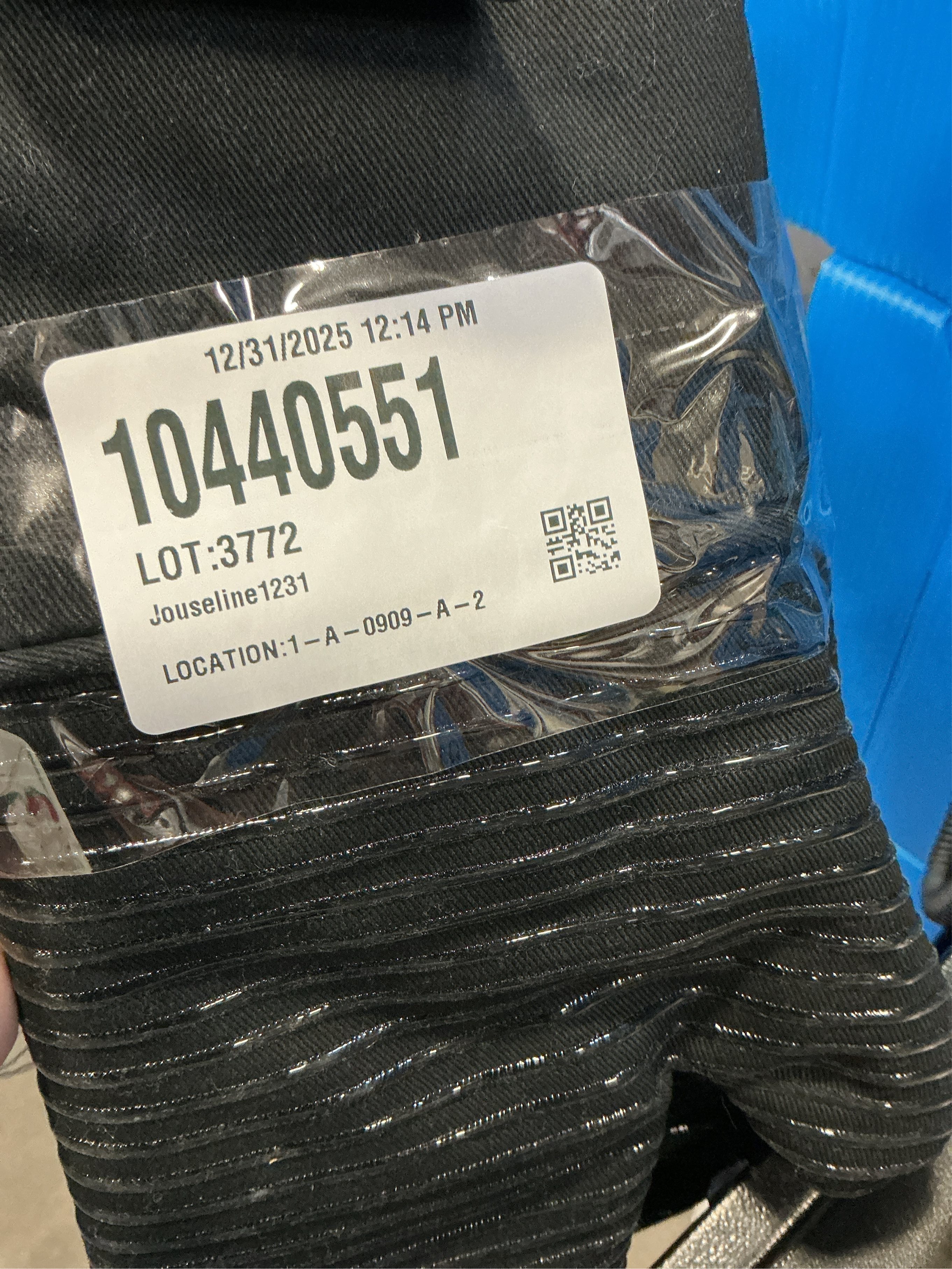 2 pack All-Clad Silicone Oven Mitts: Heat Resistant up to 500 Degrees - 100% Cotton & Silicone, 14x7 Oven Mitt for Kitchen and Barbecue, 2-Pack, Black