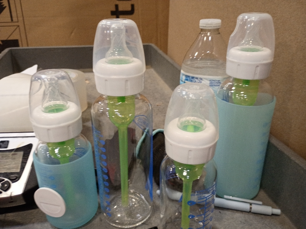 Dr. Brown's Preemie Flow Bottle Set, Anti-Colic Options  Baby Bottles with Preemie Flow and Level T Nipples, 4oz/120mL, 0m  – 3 Pack