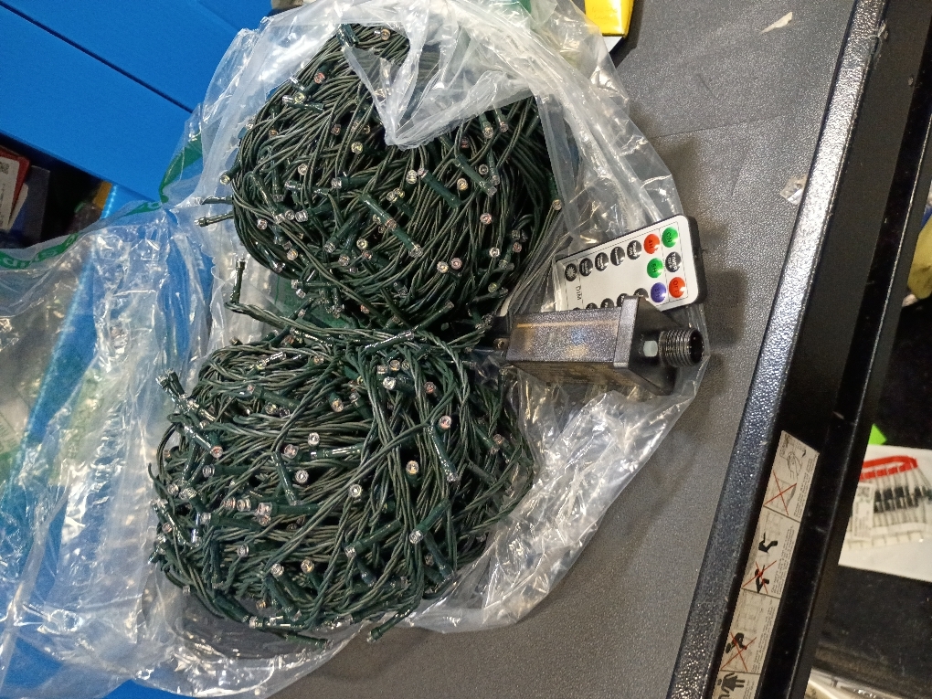 Dazzle Bright 132FT 400 LED Christmas Lights, Christmas String Lights Plug in with 8 Modes, Waterproof Christmas Decorations for Xmas Indoor Outdoor Party Home Tree Decor, Warm White