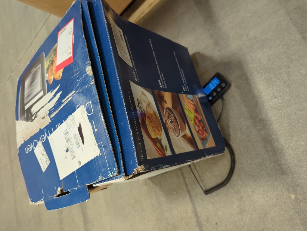 Insignia™ - 10 Qt. Digital Air Fryer Oven - Black