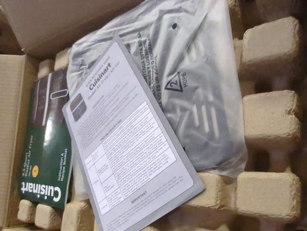 Cuisinart Air Fryer, 4.5-Quart Basket Fryer with 4 Cooking Functions to Air Fry, Roast, Bake, and Keep Warm, 4 Airfryer Presets, Dishwasher-Safe Parts, AIR-160NAS, Stainless Steel & Black