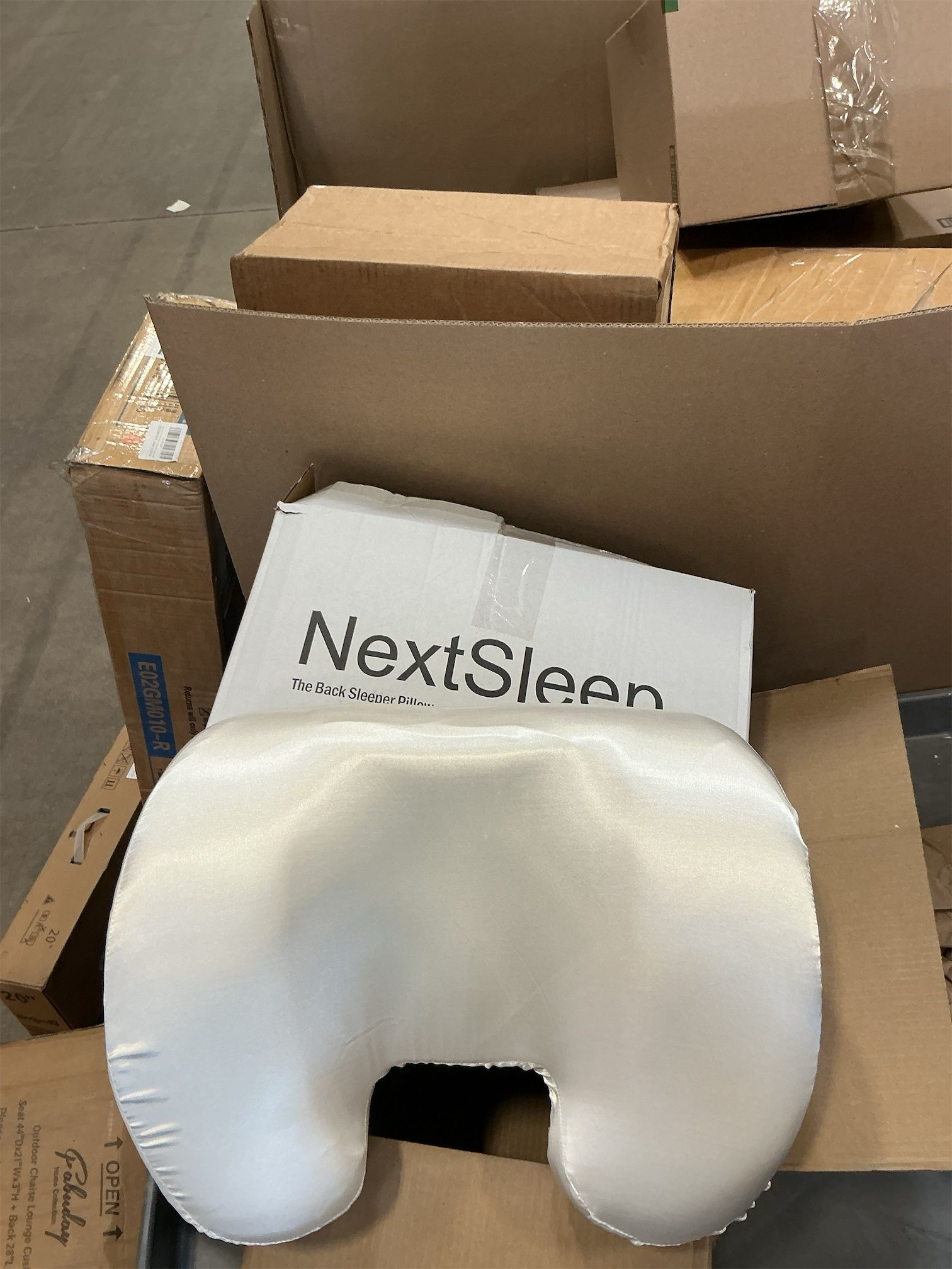 The Best Back Sleeper Pillow, Sleep on Your Back Comfortably, Wrinkle Prevention, Patent Pending Neck Support, Satin Case Included, 100 Night Sleep Trial, CertiPUR-US