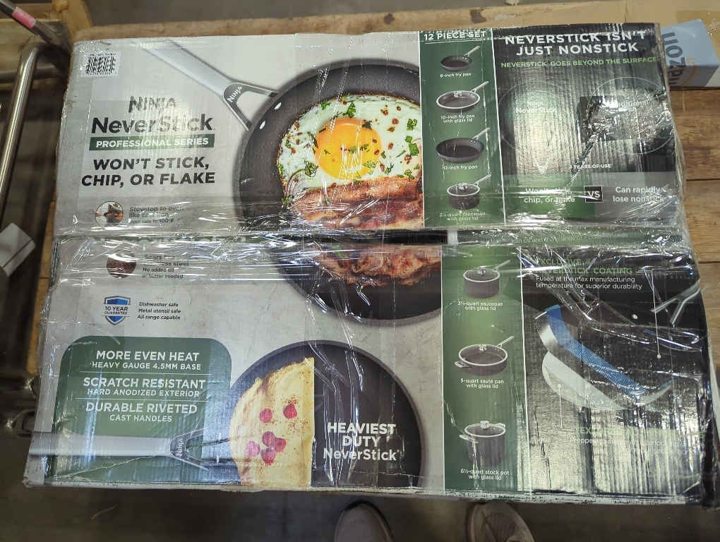 Ninja NeverStick Professional Hard-Anodized 10 Piece Pots & Pans Set, Nonstick Cookware Set, Durable, Oven Safe to 500°F, Slate Grey, C39500