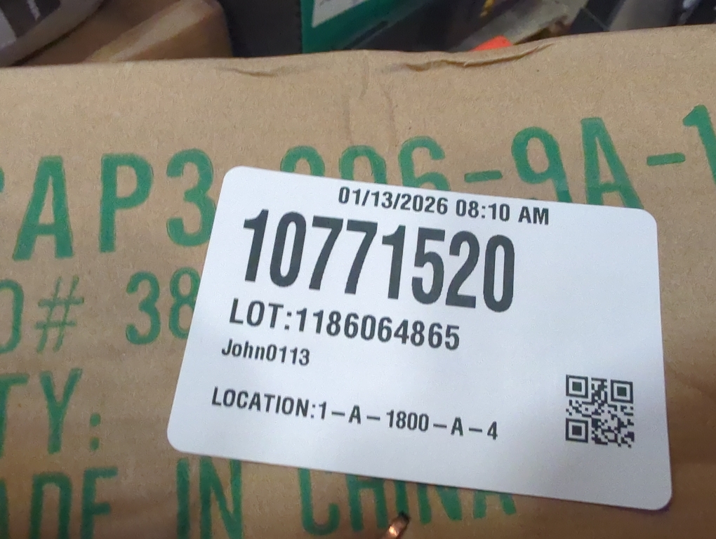 National Tree Company Carolina Pine Garland with 27 Flocked Pine Cones and 100 Clear Lights