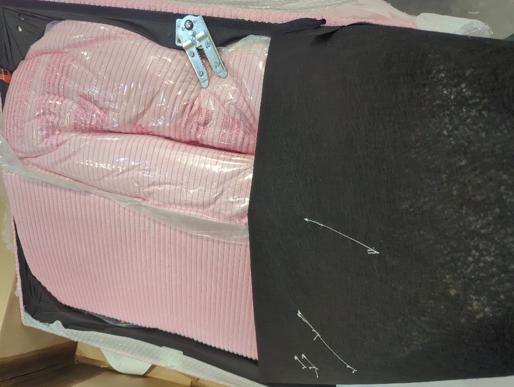 Armless Chair Pink