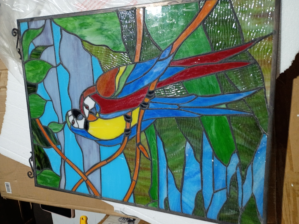 Chloe Lighting Macaw Love-Birds Tiffany-Style Animal Window Panel 24 Height (little damaged, see the pictures)