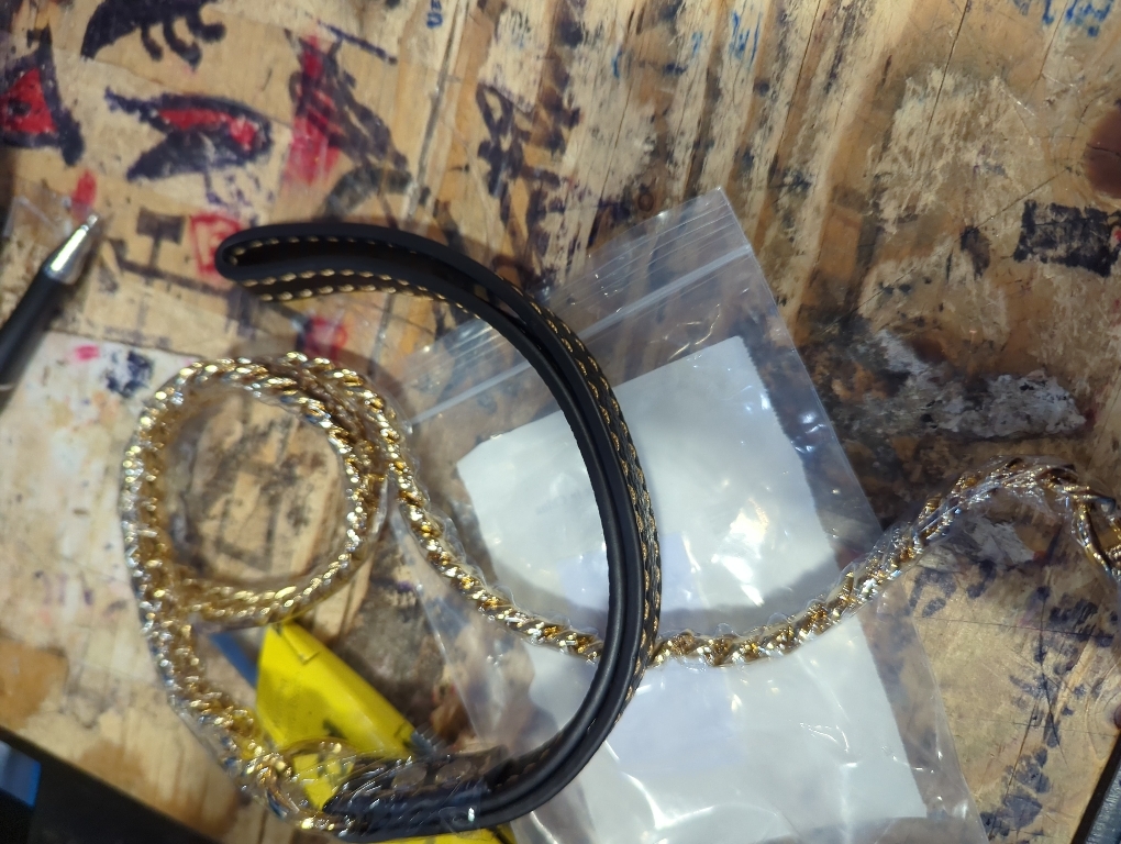 Strong Dog Chain Gold Leash Long 3FT 4FT 5FT 18K Stainless Steel 12mm Curb Cuban Link Dog Leash with Comfortable Genuine Leather Handle(Gold, 3FT)