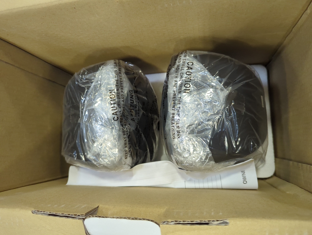 YAMAHA NS-AW190BL 2-Way Indoor/Outdoor Speakers (Pair, Black)