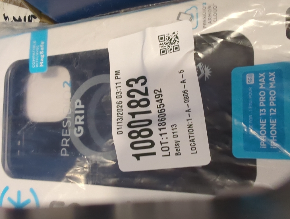 Speck Presidio2 Grip Case For Magsafe for iPhone 13 Pro Max/12 Pro Max - Black