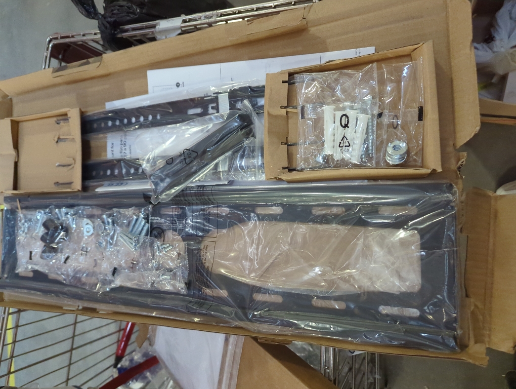 Best Buy Essentials™ - Fixed TV Wall Mount for Most 37–90 TVs - Black