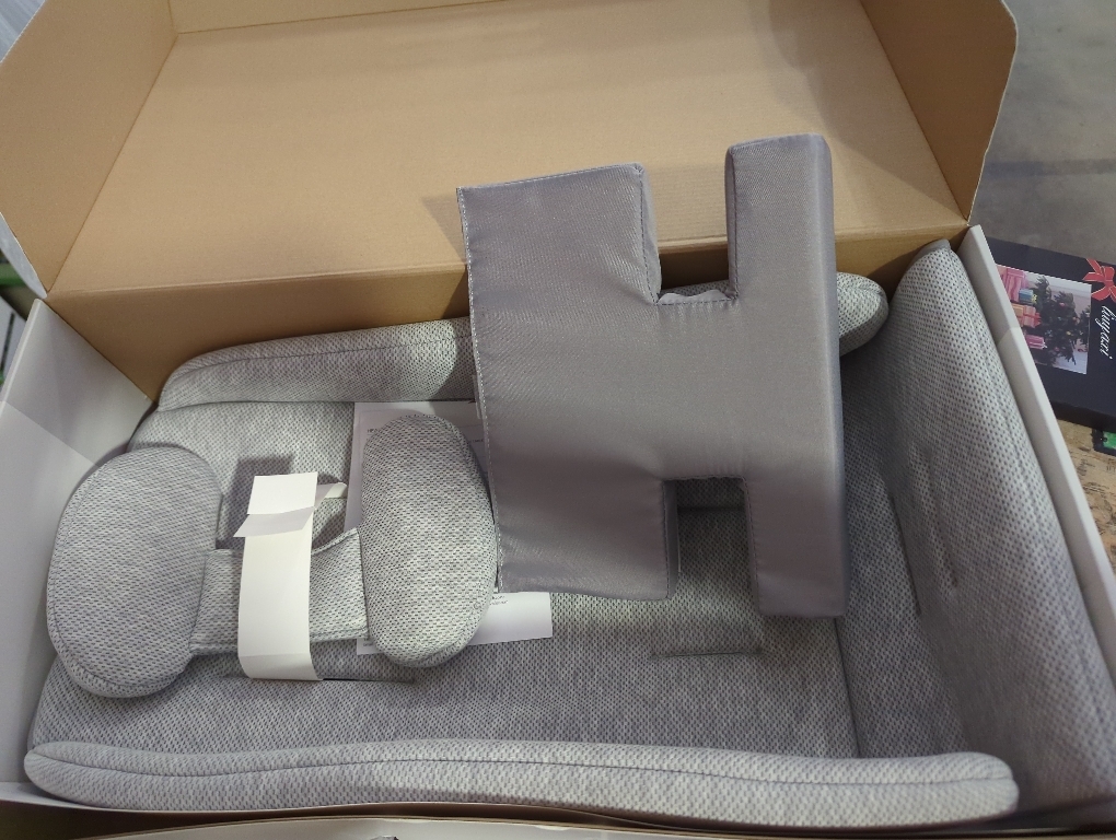 UPPAbaby Infant Snug Seat / Compatible with Vista and Cruz Strollers / 2 in 1 Newborn to Toddler Comfort Insert