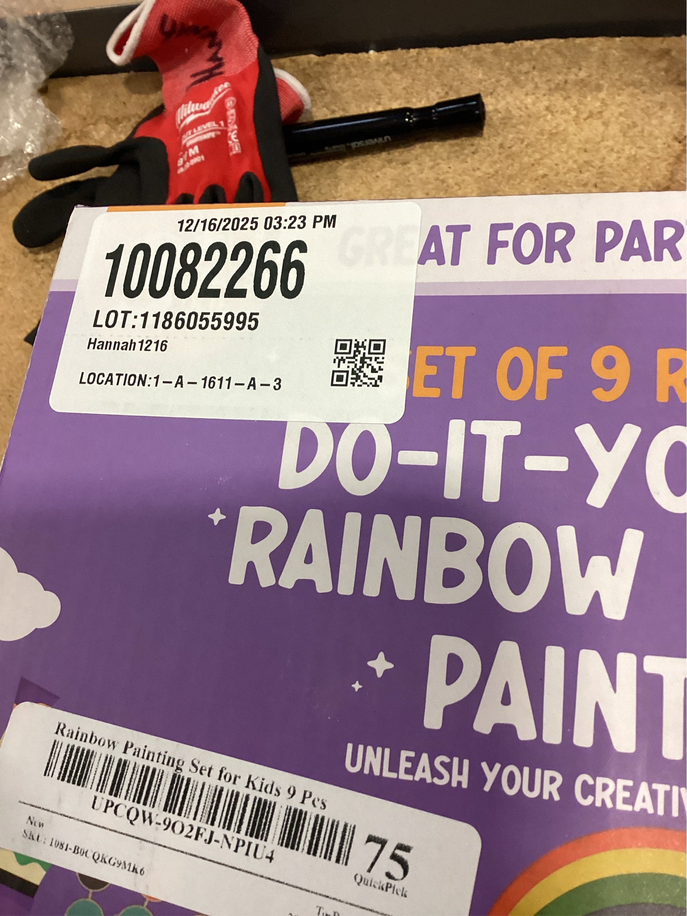 Rainbow Painting Set for Kids 9 Pcs - Bulk Stockings & Birthday Goodie Bag Stuffer - Kids Party Favors Toy Return Gifts - Pinata Stuffers - Classroom Treasure Box Carnival Prizes