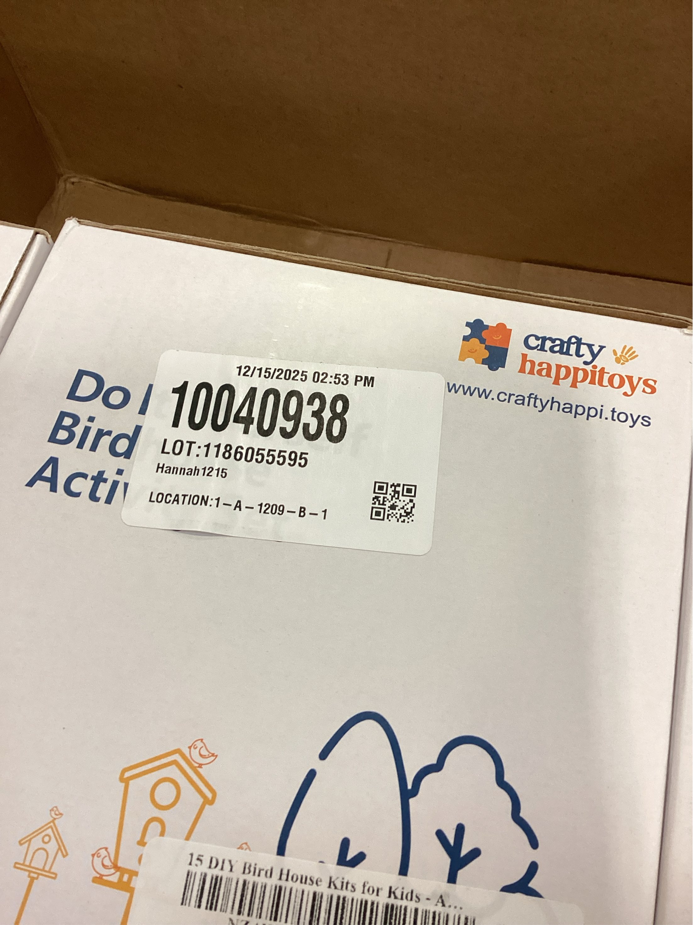 Birdhouse Kit - 15 Unfinished Wood Bird Houses for Children to Paint - Wood Craft Project Kits for Kids - Wooden Arts & Craft for Girls & Boys