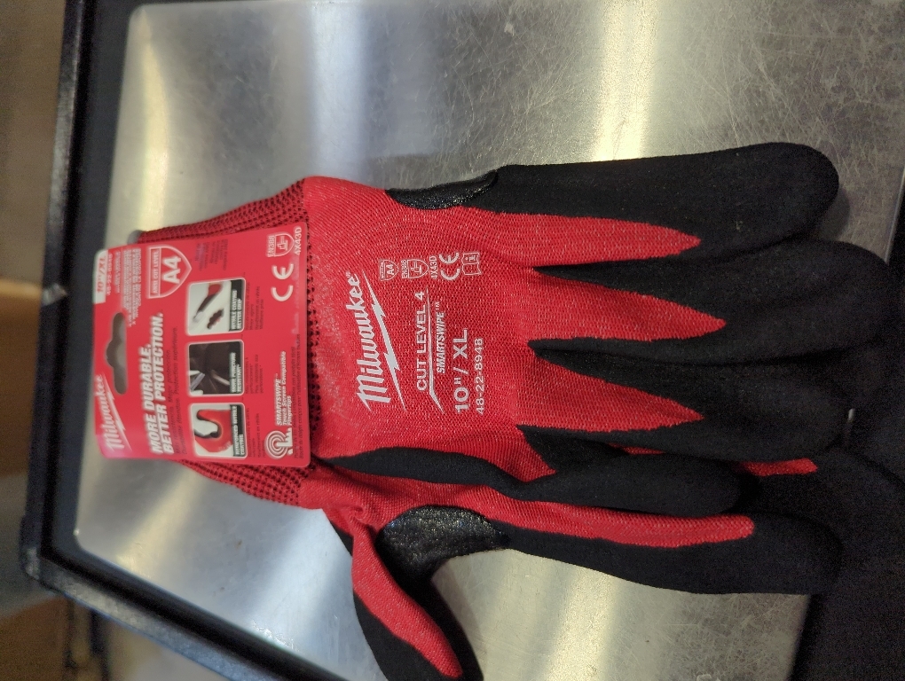 Milwaukee Electric - CUT LEVEL 4 NITRILE DIPPED GLOVES - XL