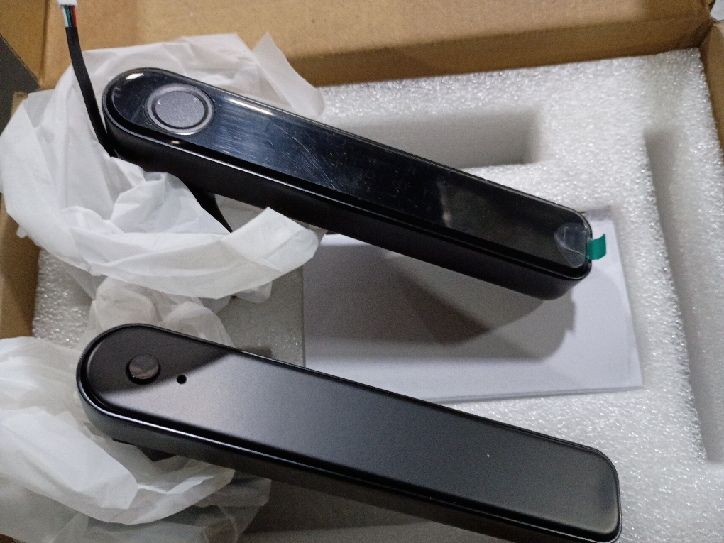 IRONZON Fingerprint Door Handle for Bedrooms - 191F 3-in-1 Fingerprint Door Lock with Keypad, Fingerprint Door Knob for Bedroom with Key, Keyless Entry Door Handle - Black