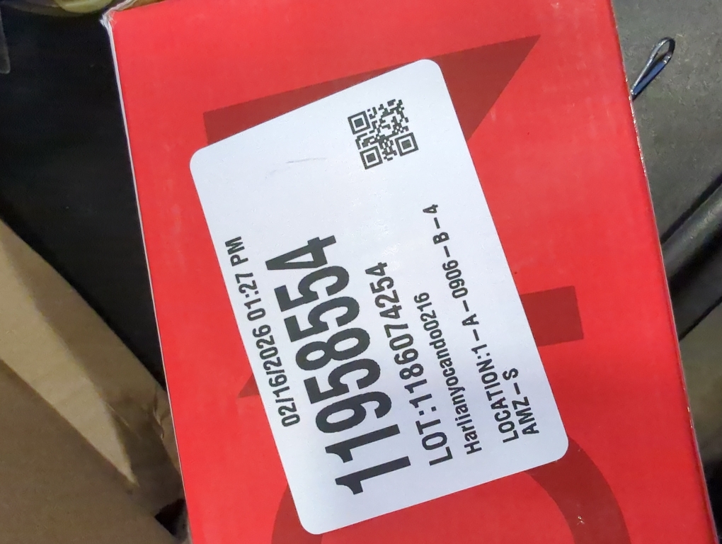 Milton Thermosteel Flip Lid 1000, Double Walled Vacuum Insulated Thermos 1000 ml | 34 oz | 1 Ltr | 24 Hours Hot and Cold Water Bottle with Cover, Stainless Steel, BPA Free,Leak Proof | Silver