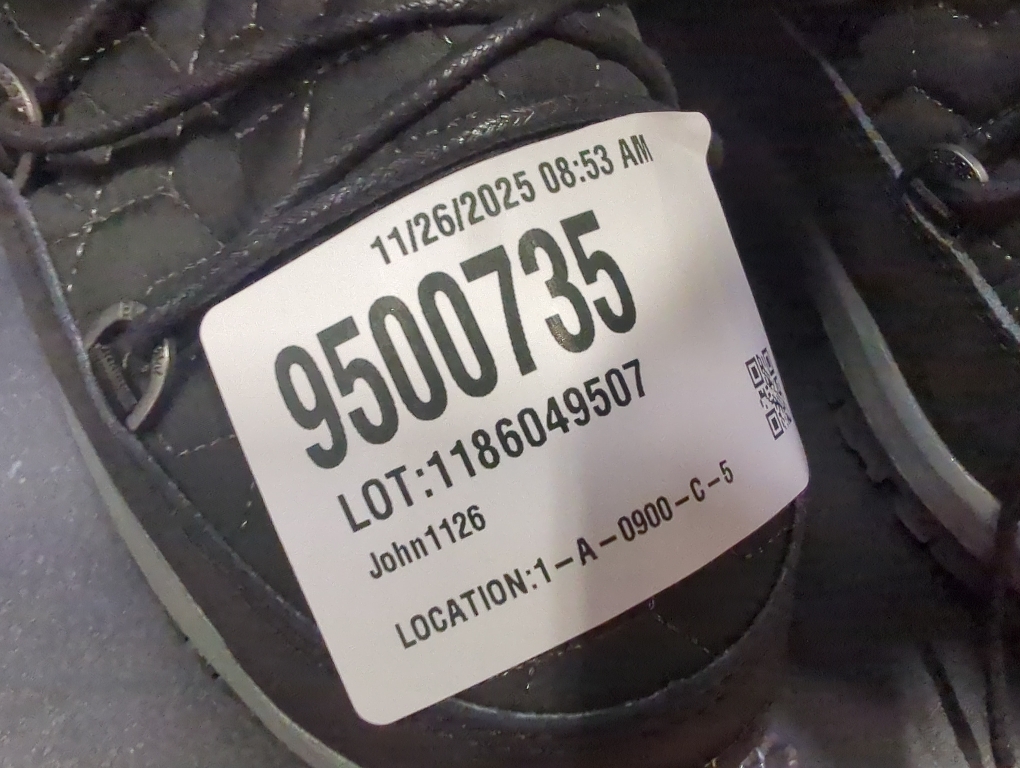 Size 8 Color Black BEARPAW Women's Leslie Snow Boot