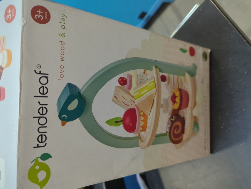 Tender Leaf Toys - Mini Chef Birdie Afternoon Tea Stand – Realistic English Sandwich, Cake and Pastry Tower for Pretend Play High-Tea Party - Social, Creative, and Imaginative Role Play - Age 3