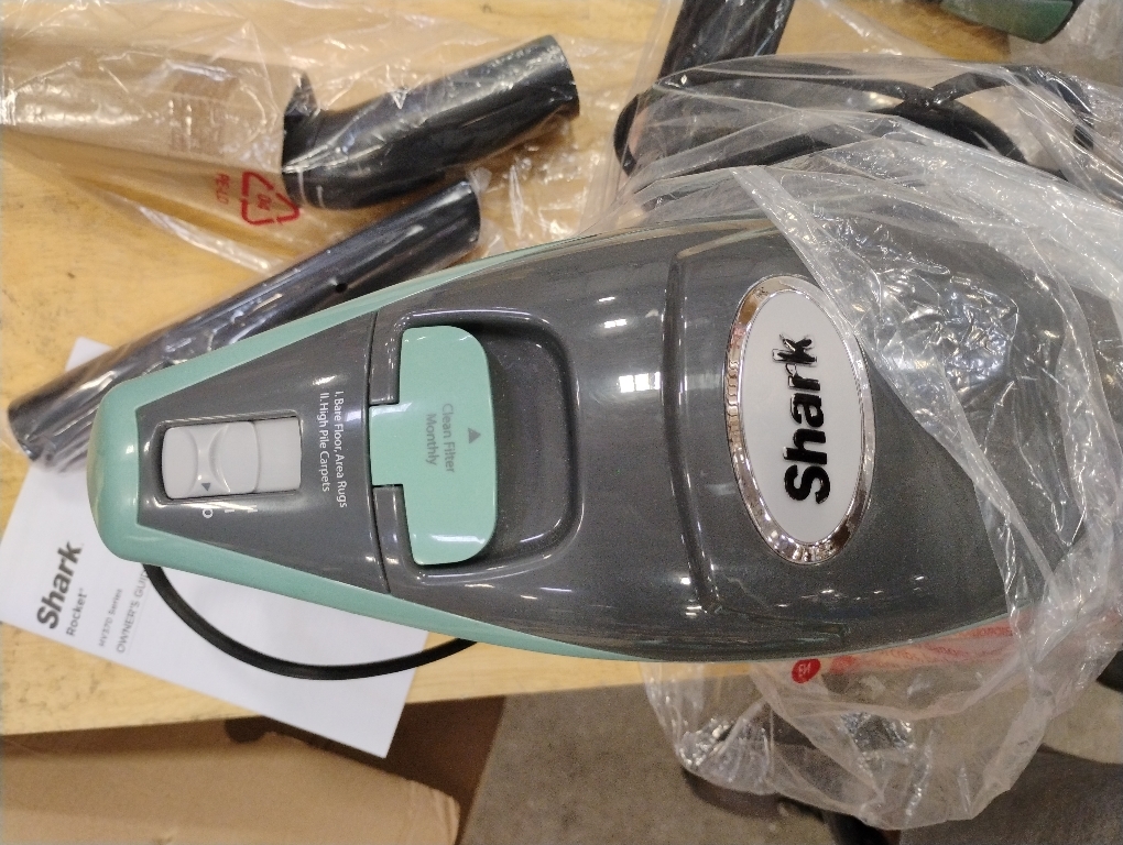 Shark Steam Mop with 2 Machine Washable Dirt Grip Pads, Removable Water Tank, Lightweight, Steam Cleaner for sealed Hard Floors, Marble, Stone, Hardwood, Tile, Laminate, White/Seafoam, S1000‼️Light dirt‼️