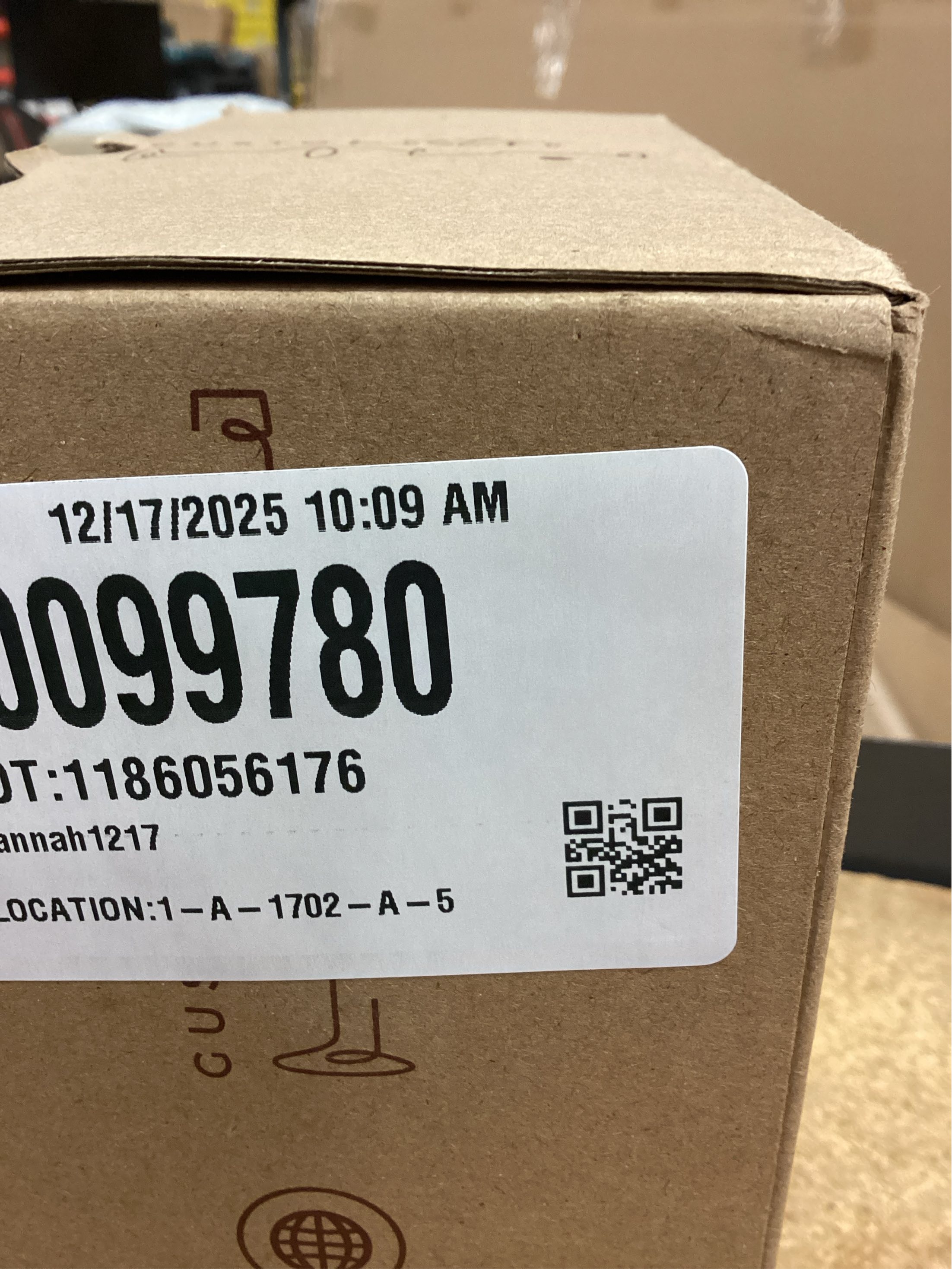 Gusto Nostro Stainless Steel Wine Glass - 18 oz Unbreakable rose Gold Wine Glasses for Travel, Camping and Pool - Fancy, Unique and Cute Portable Metal Wine Glass for Outdoor Events, Picnics (Set of 2)