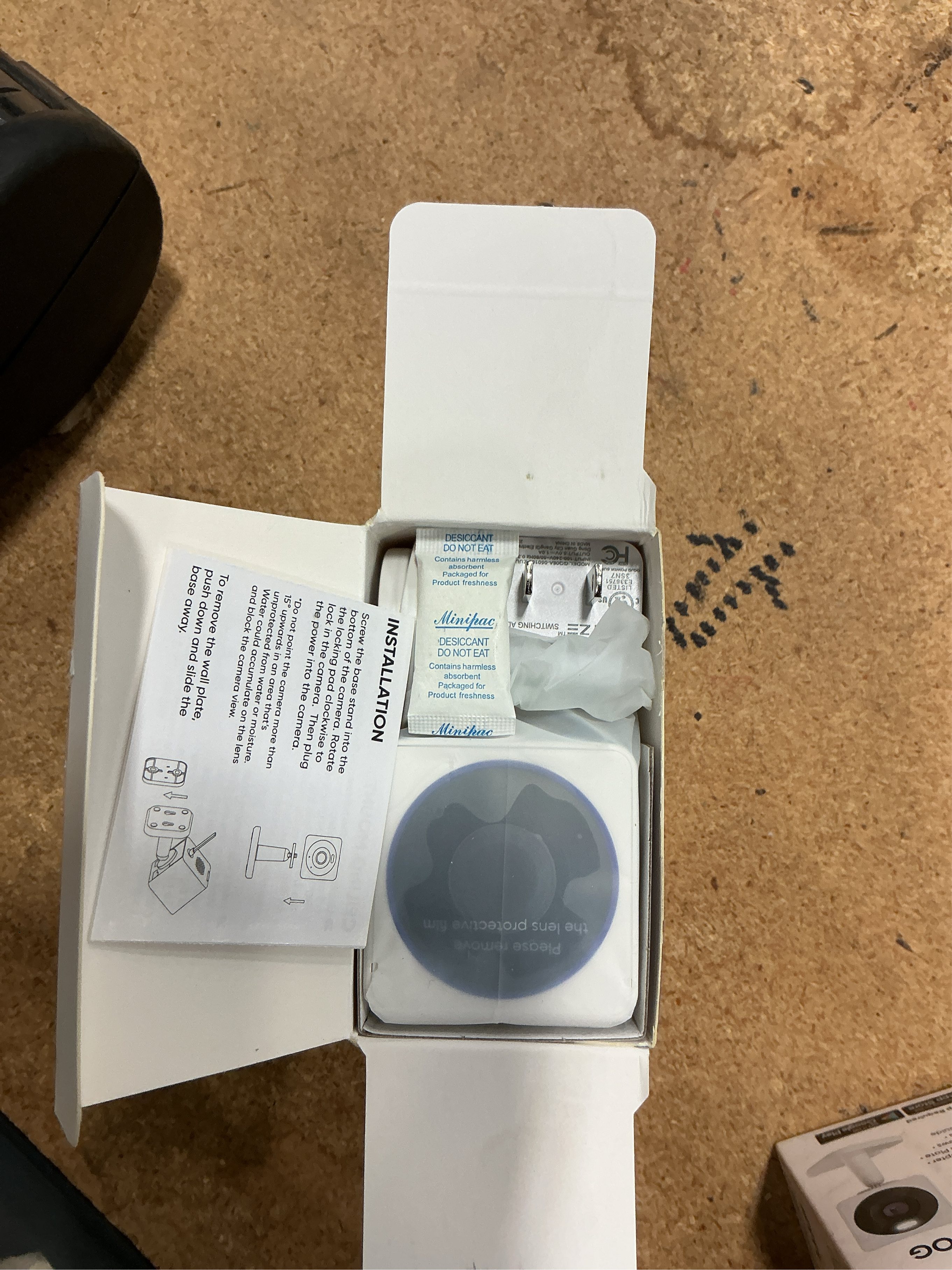 Cam OG Telephoto Indoor/Outdoor 1080p Wi-Fi Smart Home Security Camera with 3X Optical Zoom and Color Night Vision