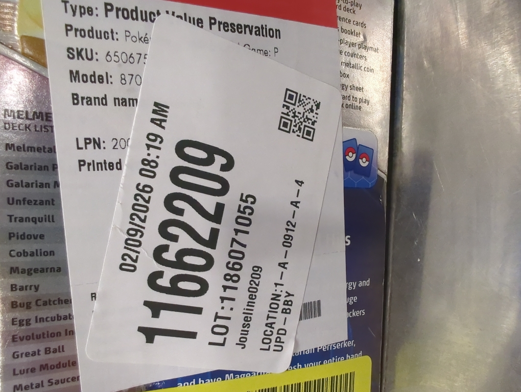 Pokémon Trading Card Game: Pokémon GO V Battle Deck at random