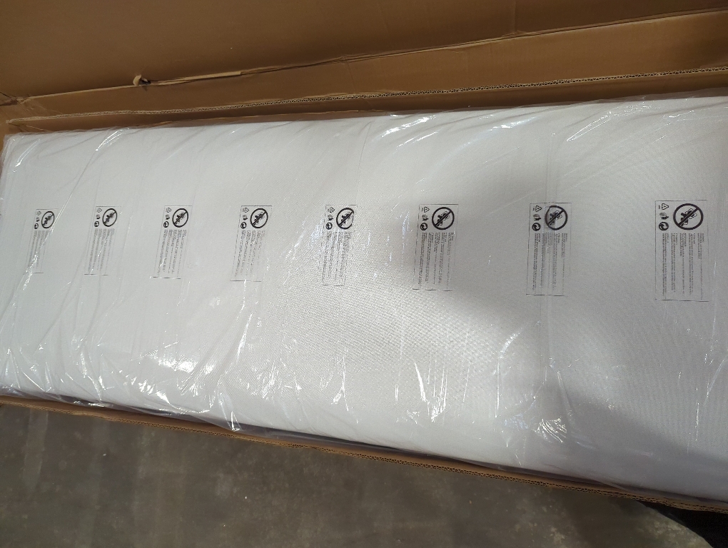 Belo Upholstered King Platform White Bed