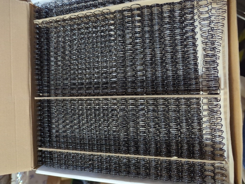 BNC Double Loop Wire Binding Rings Letter Size 3:1 Loops 32 Holes Black Color Pack of 100 (9/16 Inches)