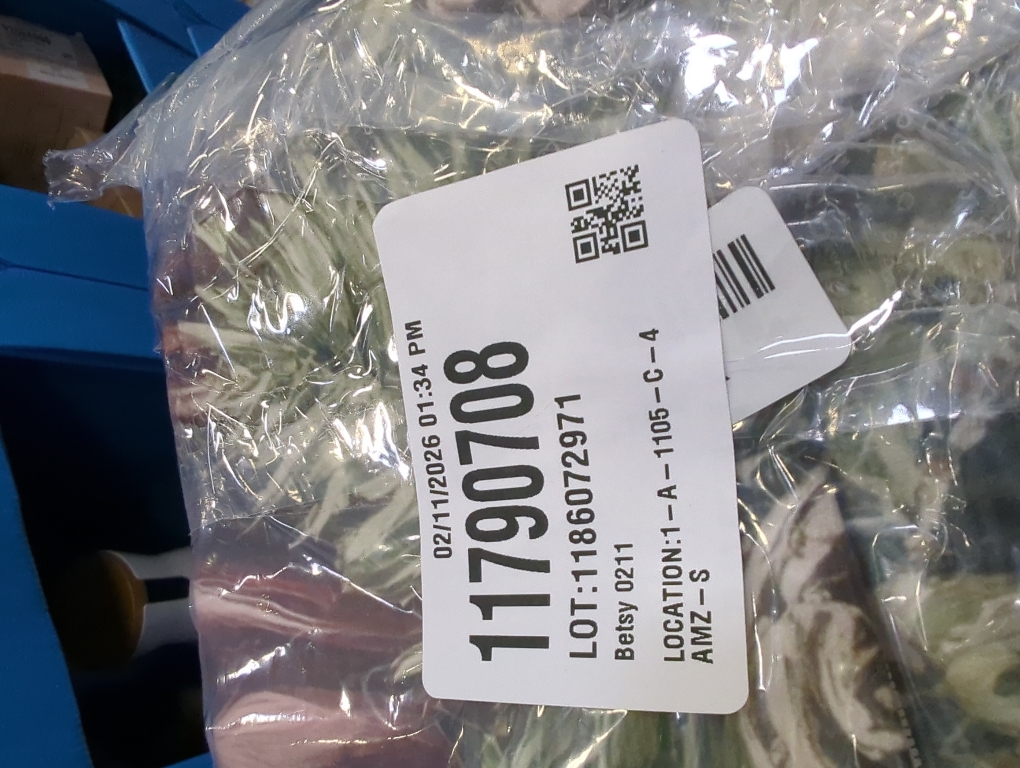 DFXSZ Christmas Pillow Covers 18x18 inch Set of 4 Santa Claus Reindeer Decorative Vintage Throw Pillow Covers Winter Retro Farmhouse Decoration for Home Couch BTHZ-140B18