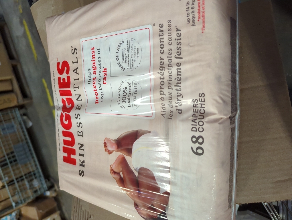Huggies Size 1 Diapers, Skin Essentials Baby Diapers, Size 1 (8-14 lbs), 204 Count (3 Packs of 68), Packaging May Vary