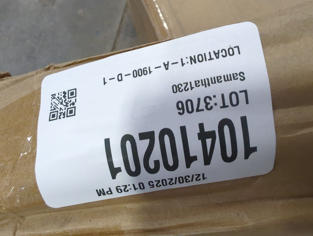 Extra Wide Bleacher Chairs with Back and Cushion Folding Stadium Chairs, Sofa Style Design ，6 Reclining Positions Waterproof Bleacher Seats (Black, Wide-26in)