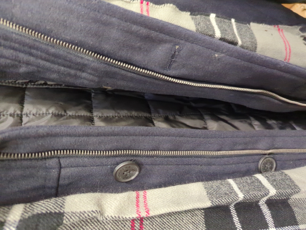 Size Large Dockers mens Weston Wool Blend Coat With Scarf (Regular and Big & Tall)