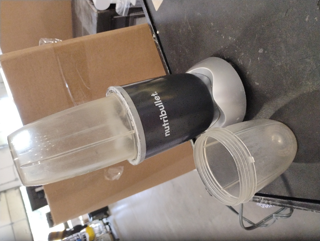 nutribullet Personal Blender, Shakes, Smoothies, Food Prep, and Frozen Blending, 24 Ounces, 600 Watt, Gray, NBR-0601WM