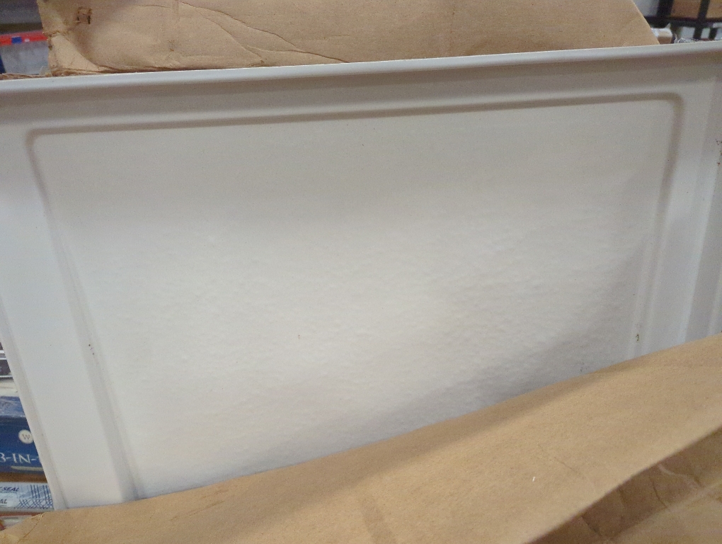 KOHLER 60 x 30 shower base with right-hand drain