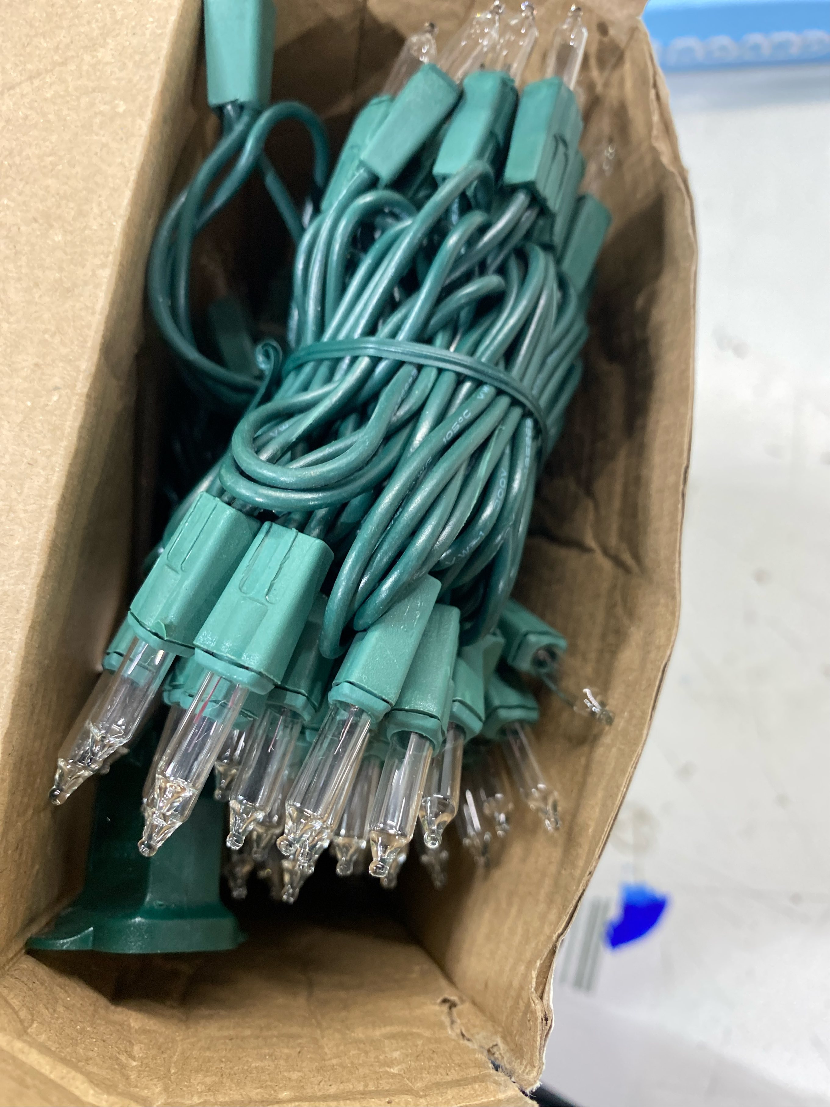 Condition photo showing Good Condition for PREXTEX 200 Count Clear Christmas Tree Lights - 40 ft Warm Incandescent String Lights with Green Wire - Indoor and Outdoor Mini Light for Christmas, Holiday Decorations, Trees, Fences, Patios and More