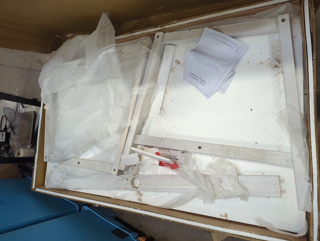 Walker Edison Rectangle Outdoor Dining Table 35-in W x 60-in L Umbrella Hole