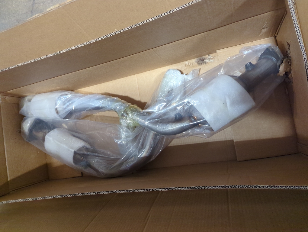 Gjhch Catalytic Converter Compatible with 2014-2018 Silverado 1500,Sierra 1500 4.3L 5.3L 2015-2020 Suburban, Tahoe, Yukon, Yukon XL 5.3L, 645159, 20757674, 23486656, Manifold Catalytic Converter