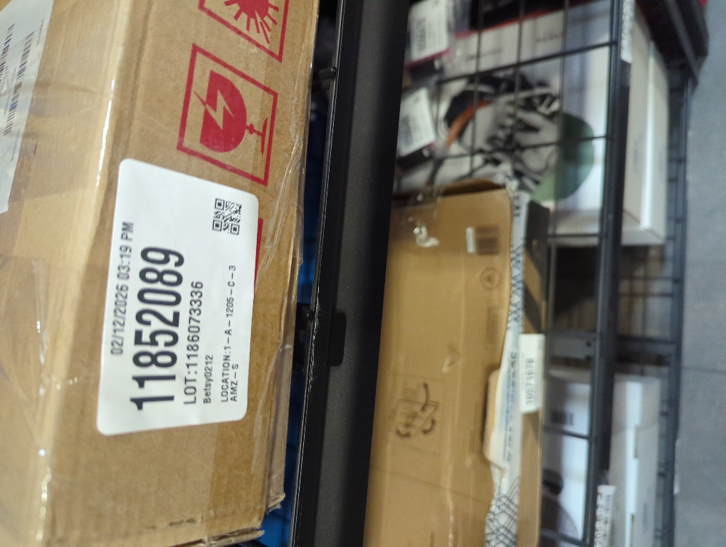 DOLALIKE Expandable Microwave Rack, Countertop Kitchen Utensils Tableware Storage, Carbon Steel 3 Tier Shelf with 3 Hooks