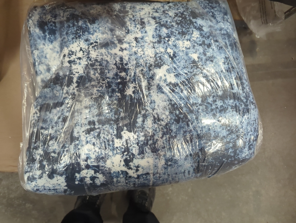 Size Large Color blue  Rug Washable Boho Rug Soft Large Area Rug Non-Slip Non-Shedding Faux Wool Vintage Rug for Living Room, Farmhouse, Dining Room, Indoor, Kids Playroom, Blue