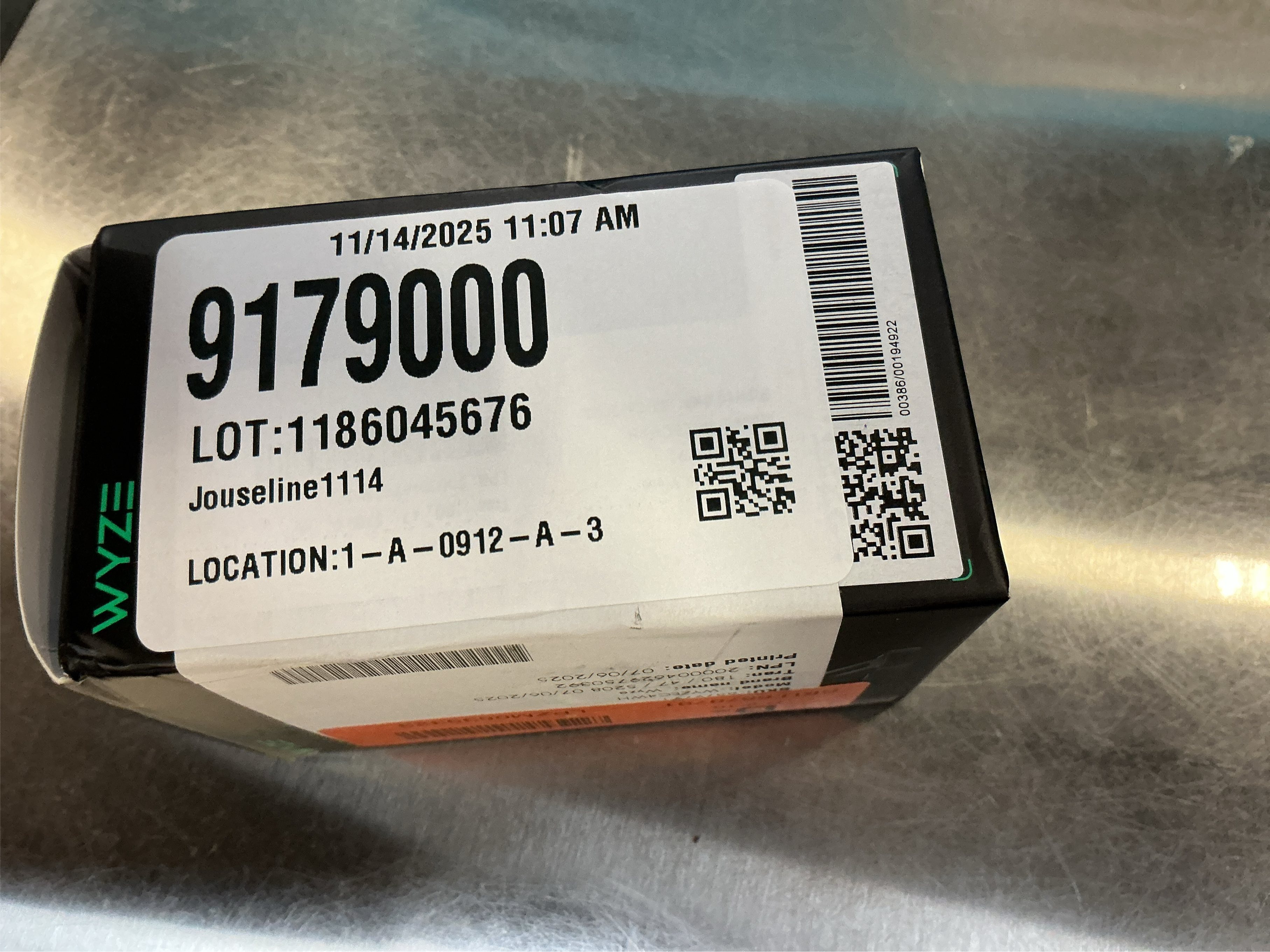 WYZE Cam v4 (Latest Model), 2.5K AI Security Camera, Indoor/Outdoor Cameras for Home Security, Baby Monitor & Pet Camera, Vibrant Color Night Vision, No Subscription Required, Free Expert Help