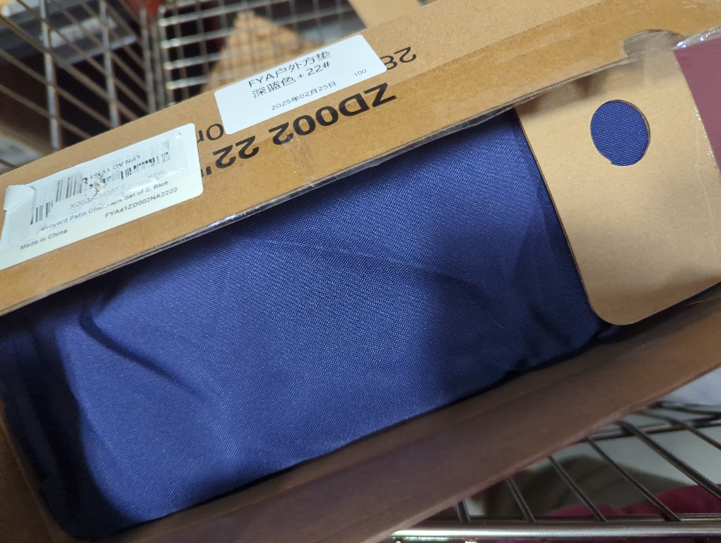 Favoyard Patio Chair Cushions 22 x 22 x 3 Inch Waterproof Outdoor Seat Cushions for Patio Furniture 3-Year Color Fastness Garden Sofa Couch Pads with Handle & Adjustable Straps Set of 2, Blue