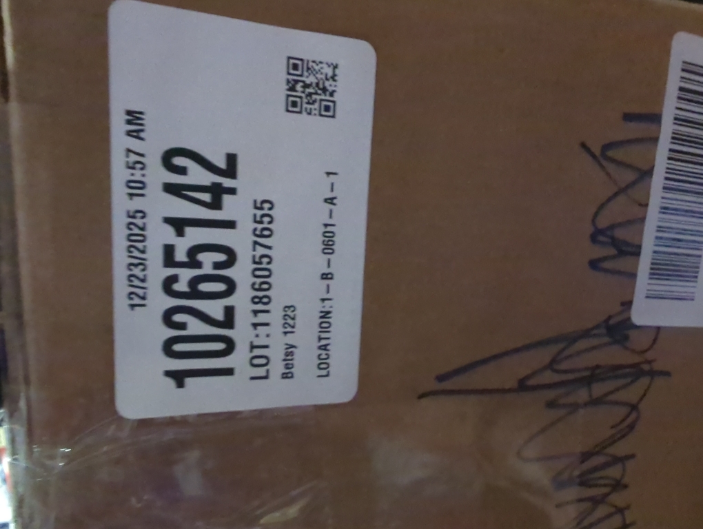 Black Decker Quiet Blender with 6-Cup Cyclone Glass Jar, 3 Speeds   3 Functions & Serrated Blade Technology for Faster Blending, Pulse Button and 24-oz Personal Jar, 900W