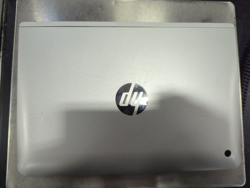 HP x2 210-G2 Detachable Tablet With Charger