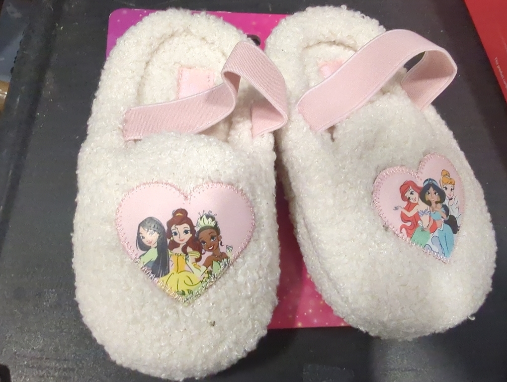 Size S 7/8 Color White Disney Kids Slippers Girls