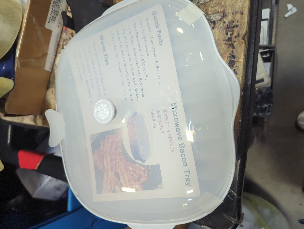 Microwave Bacon Cooker Tray, Microwavable Bacon Grill with Splatter Lid, Make Crispy in Minutes, Length:9inch (White)