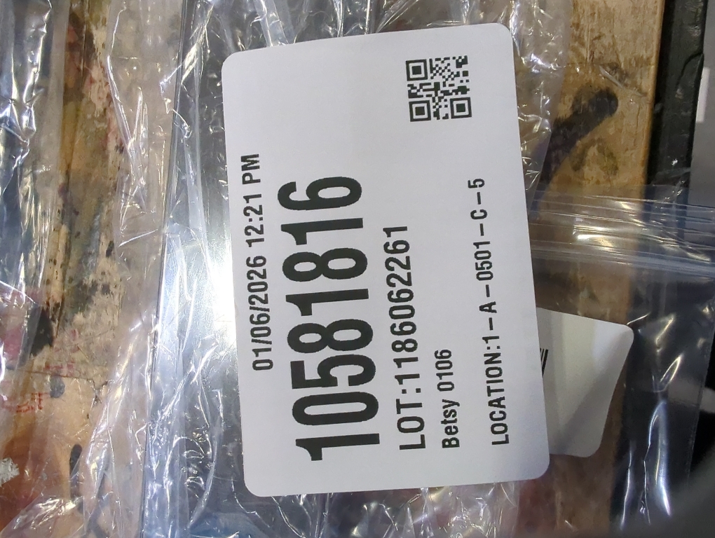 SSWBasics 12 inch Chrome Dimensional Hangrail Bracket for Slotted Standards - 1 inch slots 2 inch on center - Pack of 4